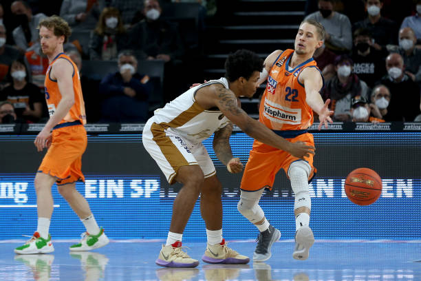 法替代的精 法替代的精