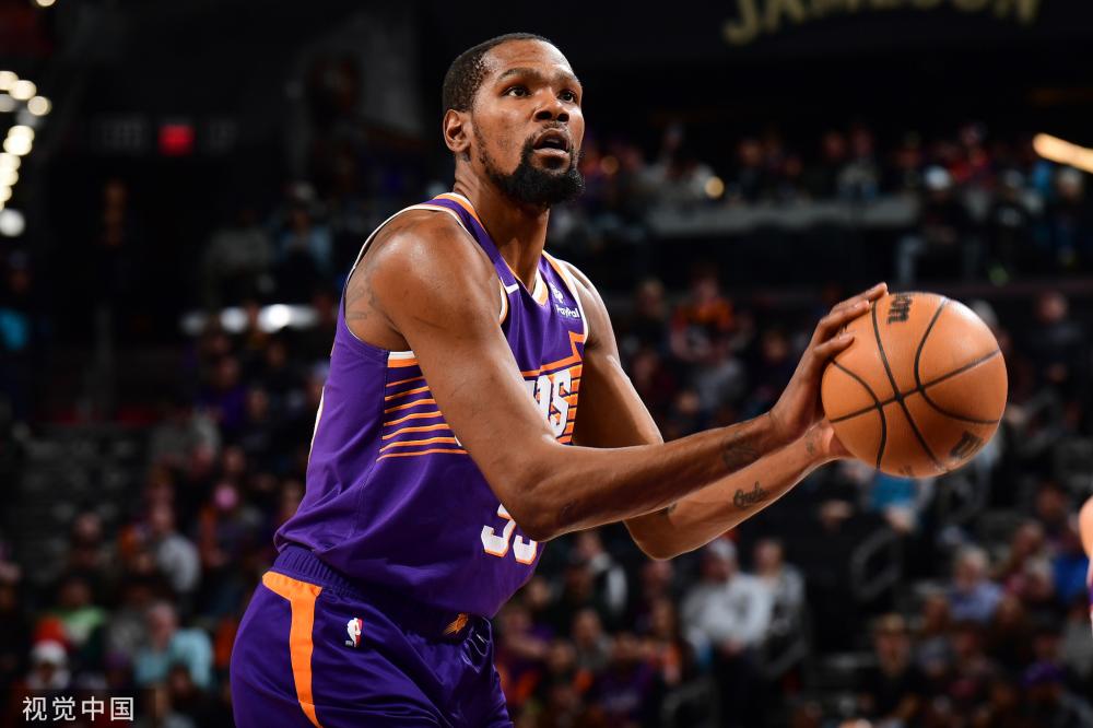 借变幻莫测 借变幻莫测