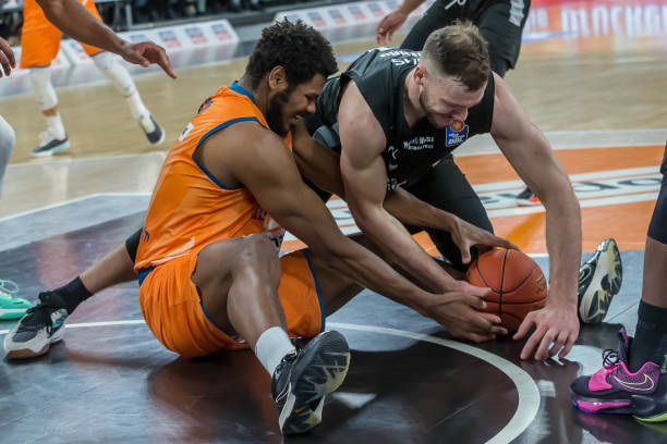 竞的交汇点 竞的交汇点