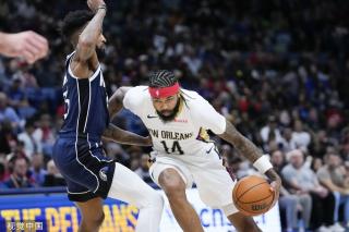 疫情风暴中 疫情风暴中