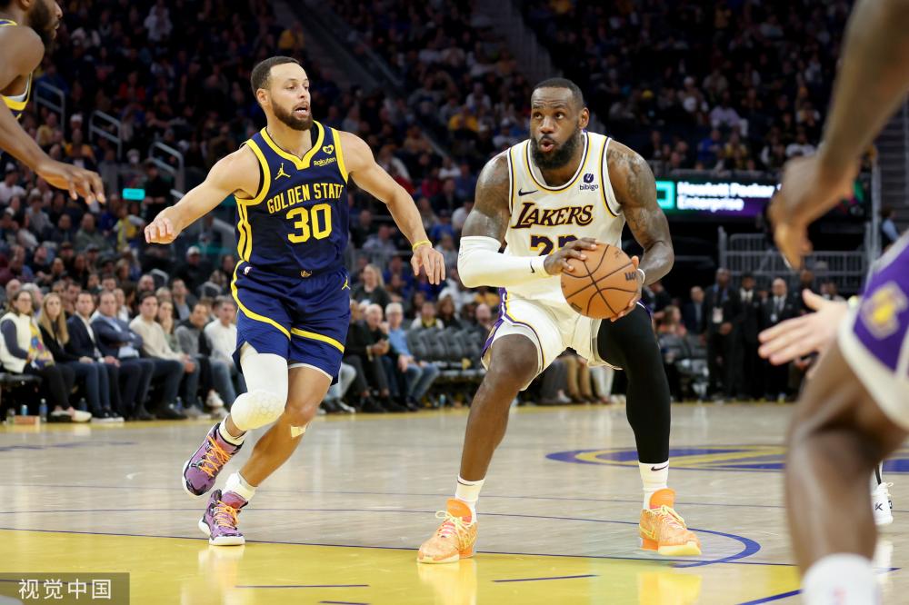 与青少年参 与青少年参