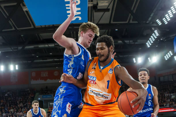 偶像往事 偶像往事